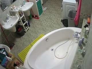 voyeurcam-julmodels-bath-1st-1 camsoda stream image
