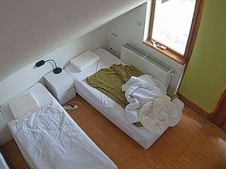 voyeurcam-julmodels-bed-7 camsoda stream image