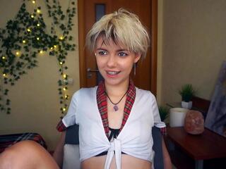 Odelyna Curless flirt4free stream image