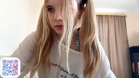 FruityXo stripchat stream image