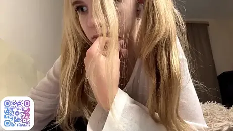 FruityXo stripchat stream image