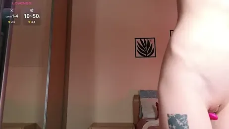 katycrown stripchat stream image