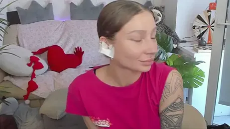 HotCaramellsTV stripchat stream image