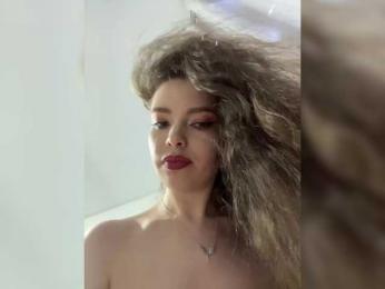 YourLadyyy bongacams stream image