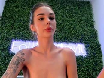 hotfallingdevil chaturbate stream image