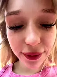 RollingGirls stripchat stream image