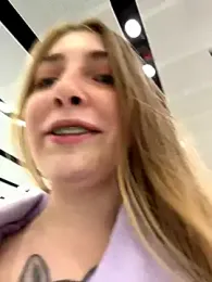 Sunny___Bunny stripchat stream image