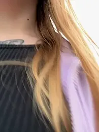 Sunny___Bunny stripchat stream image