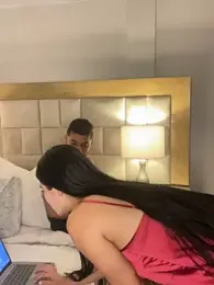 Sweet_and_caramel stripchat stream image