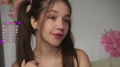 AmiLewis stripchat stream image