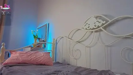 KateBleare stripchat stream image