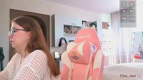 elisejays stripchat stream image