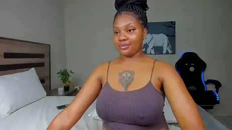 Renee-18 stripchat stream image