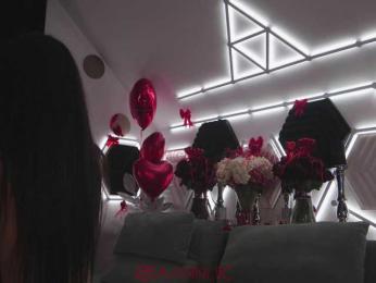 Taanni bongacams stream image