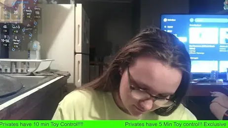 TurtleLady420 stripchat stream image