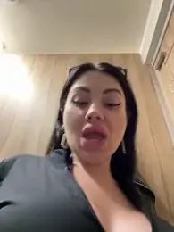 Wet__Bunny stripchat stream image