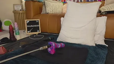 Taylorlove303 stripchat stream image