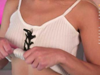 ilittleheart bongacams stream image