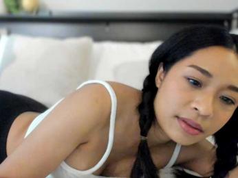 athena-th bongacams stream image