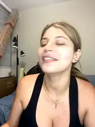 _Alice_1 stripchat stream image