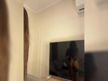 Oops_kiraa bongacams stream image