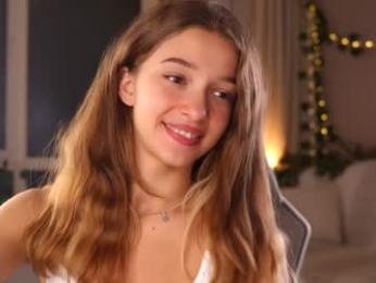 little_poetry chaturbate stream image