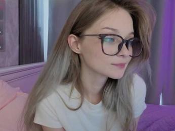 vialeta-baby bongacams stream image