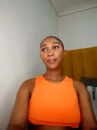 Hannah_107 stripchat stream image