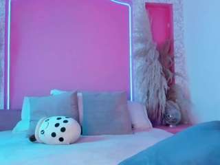 emyliesander camsoda stream image