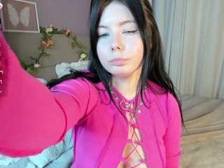 amely-lil camsoda stream image