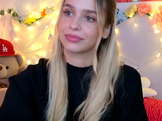 Maci Reynolds flirt4free stream image