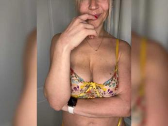 Milfa_hot bongacams stream image