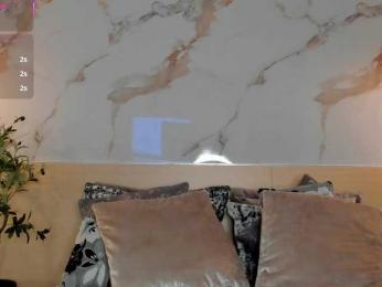 leathompson1 bongacams stream image