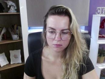 Soft-Zoey bongacams stream image