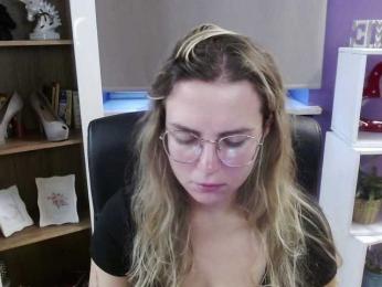 Soft-Zoey bongacams stream image