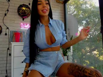 BritneyCharm bongacams stream image