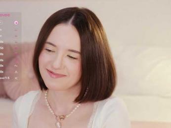 MissEssie bongacams stream image