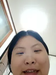 hello098712 stripchat stream image