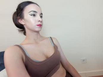 ehotlovea chaturbate stream image