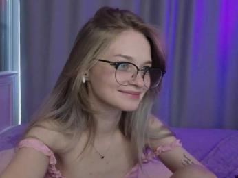 vialeta-baby bongacams stream image