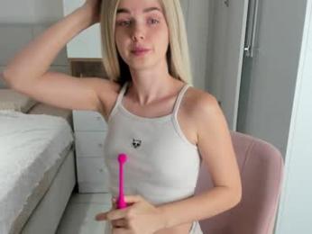 yesonee chaturbate stream image