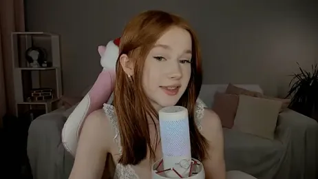 Leahsthetics stripchat stream image