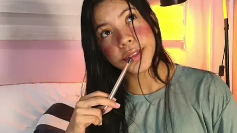 emily_sweett24 stripchat stream image