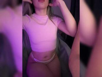 _M_O_L_O_K_O_ bongacams stream image