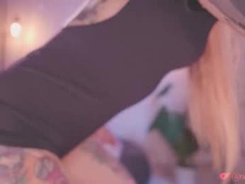 nekyra_san chaturbate stream image