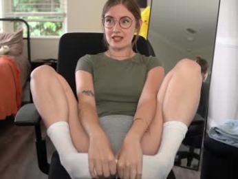 emma_ruby chaturbate stream image