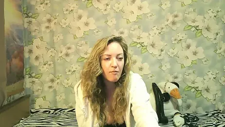 KattyLuuu stripchat stream image