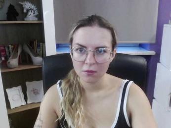Soft-Zoey bongacams stream image