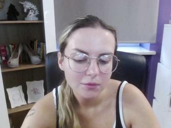 Soft-Zoey bongacams stream image