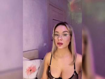 Mila-m bongacams stream image